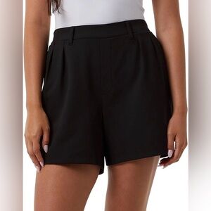 NWT 32 Degrees Women Pleated Short (X-Large, Regular, Black)